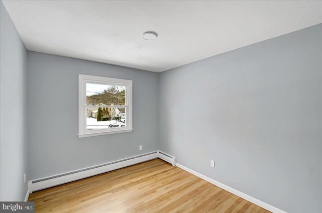 2120 N OAK LN, State College, PA 16803