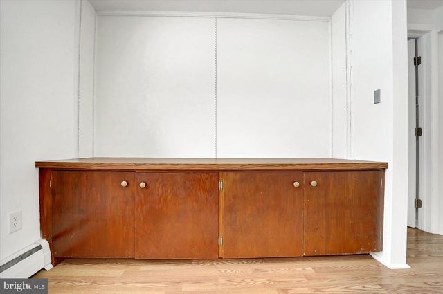 2120 N OAK LN, State College, PA 16803