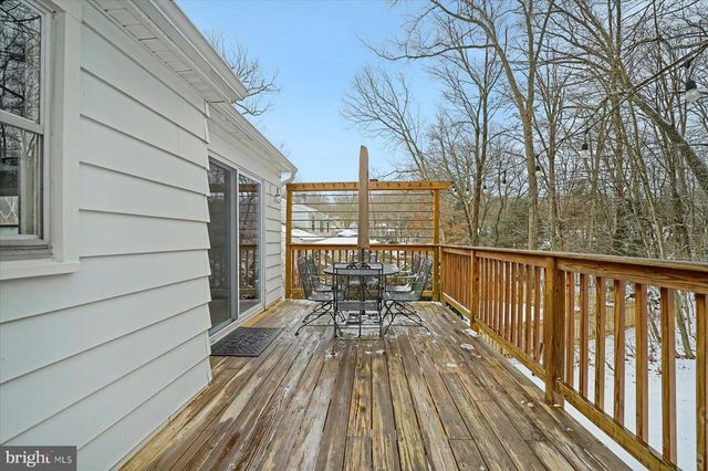 2120 N OAK LN, State College, PA 16803