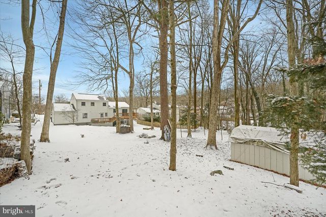 2120 N OAK LN, State College, PA 16803