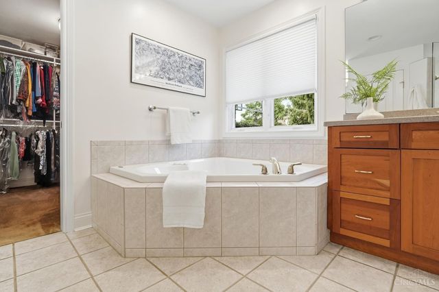 970 River Forest Drive, Hamilton Twp, OH 45039