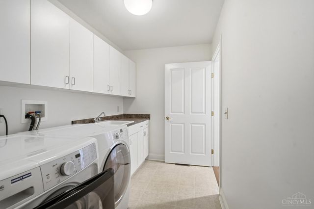 970 River Forest Drive, Hamilton Twp, OH 45039