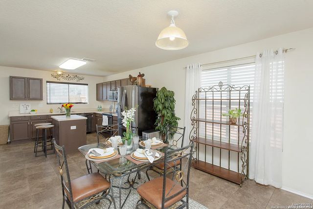 4014 Miho, San Antonio, TX 78223