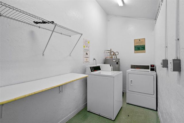 907 TENNIS WAY 3147/8, Haines City, FL 33844