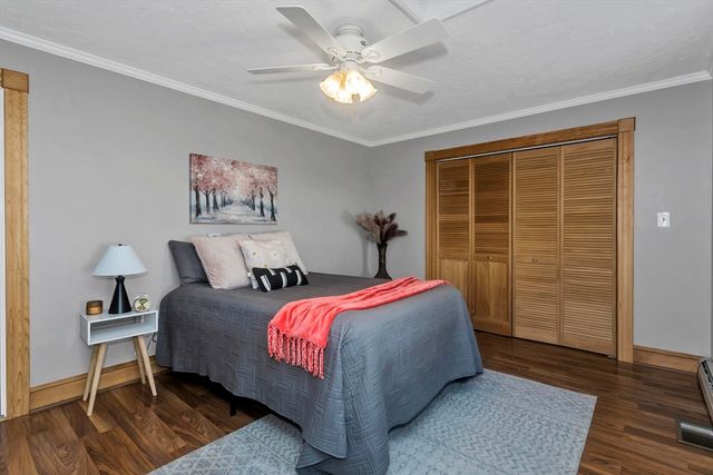 289 Holyoke Rd, Westfield, MA 01085