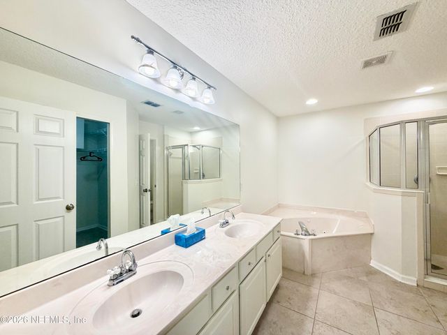 1720 CROSS PINES Drive, Fleming Island, FL 32003