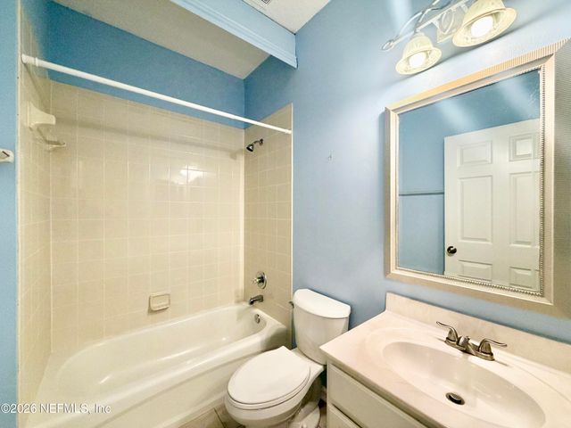 1720 CROSS PINES Drive, Fleming Island, FL 32003