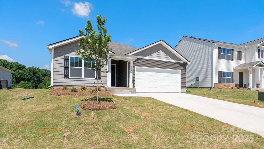 212 Callie River Court, Clyde, NC 28721