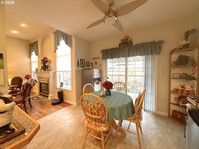 1505 CANAL St, Springfield, OR 97477