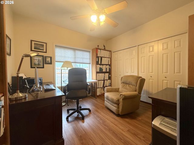 1505 CANAL St, Springfield, OR 97477