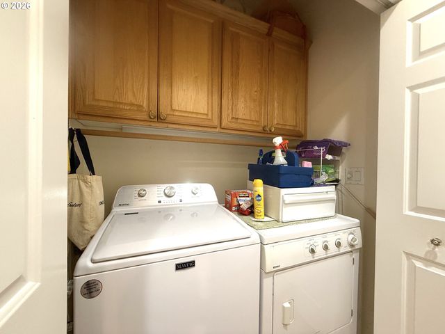 1505 CANAL St, Springfield, OR 97477