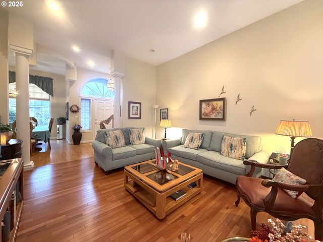 1505 CANAL St, Springfield, OR 97477