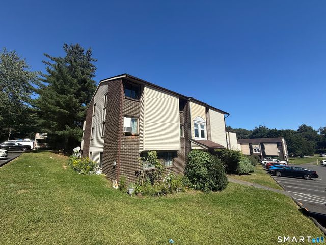7 Padanaram Road C53, Danbury, CT 06811
