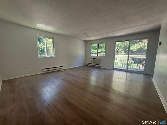 7 Padanaram Road C53, Danbury, CT 06811