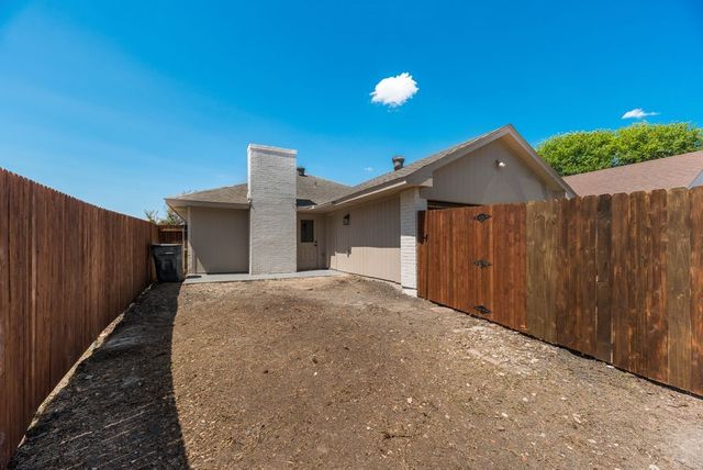2404 Ridgestone Drive, Dallas, TX 75287