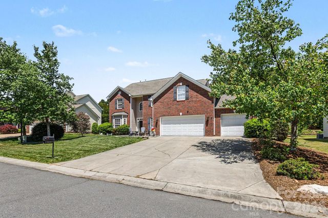 3028 Streamlet Way, Indian Trail, NC 28110