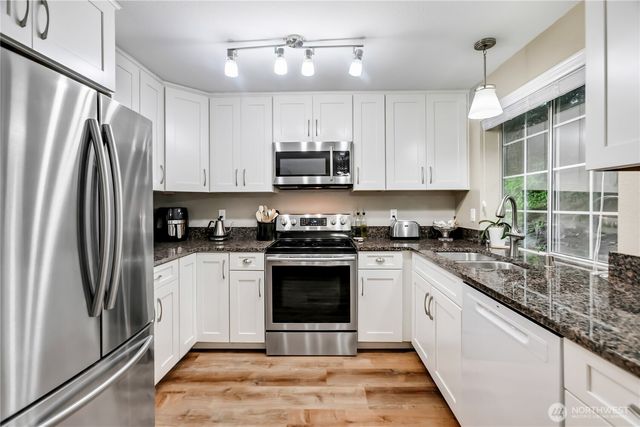 7812 Skansie Avenue, Gig Harbor, WA 98335