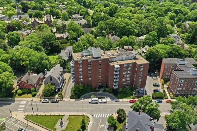 14 Concord Avenue 102, Cambridge, MA 02138