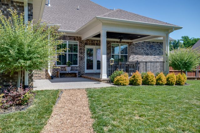216 Kelbrook Dr, Nolensville, TN 37135
