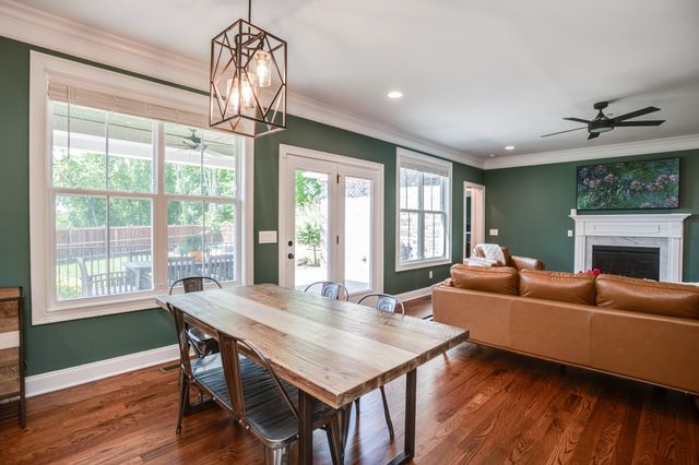 216 Kelbrook Dr, Nolensville, TN 37135