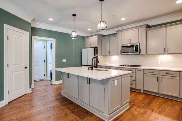 216 Kelbrook Dr, Nolensville, TN 37135