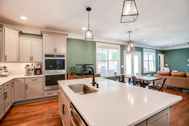 216 Kelbrook Dr, Nolensville, TN 37135