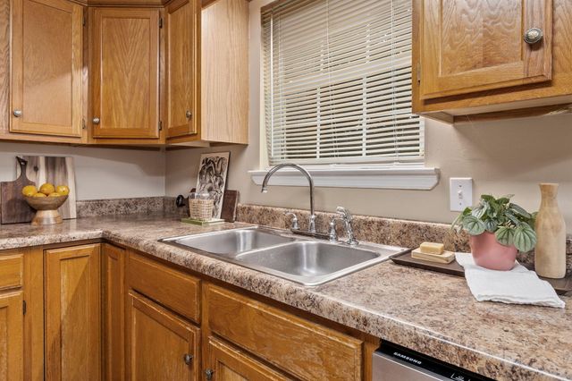 1704 N Concord Road, Chattanooga, TN 37421
