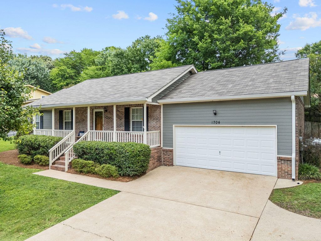 1704 N Concord Road, Chattanooga, TN 37421