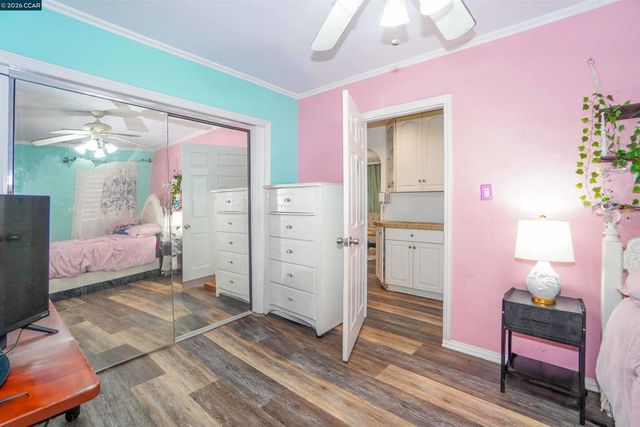 2614 2614 Manhattan Beach Blvd, Redondo Beach, CA 90278