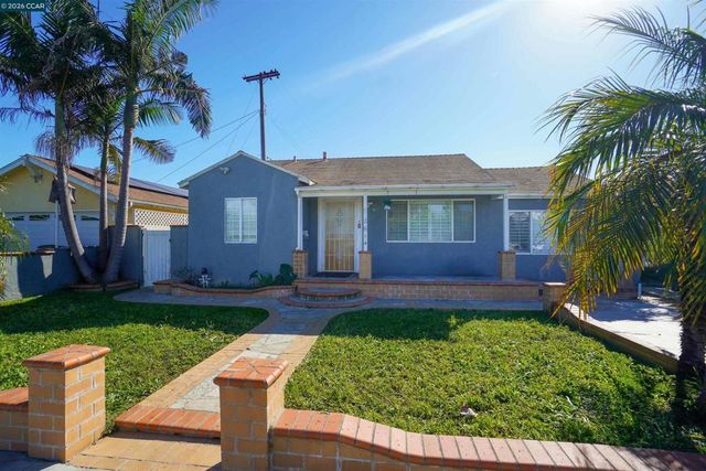 2614 2614 Manhattan Beach Blvd, Redondo Beach, CA 90278