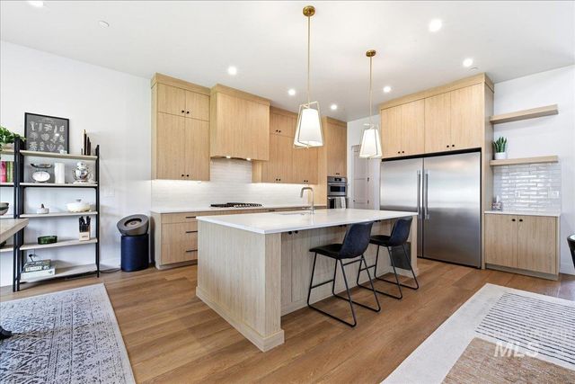 2601 S Greenwood Circle, Boise, ID 83706