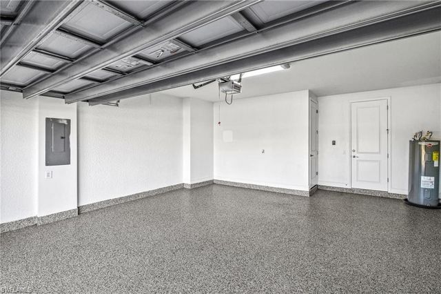 7841 Bristol CIR, Naples, FL 34120