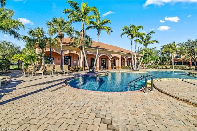 7841 Bristol CIR, Naples, FL 34120