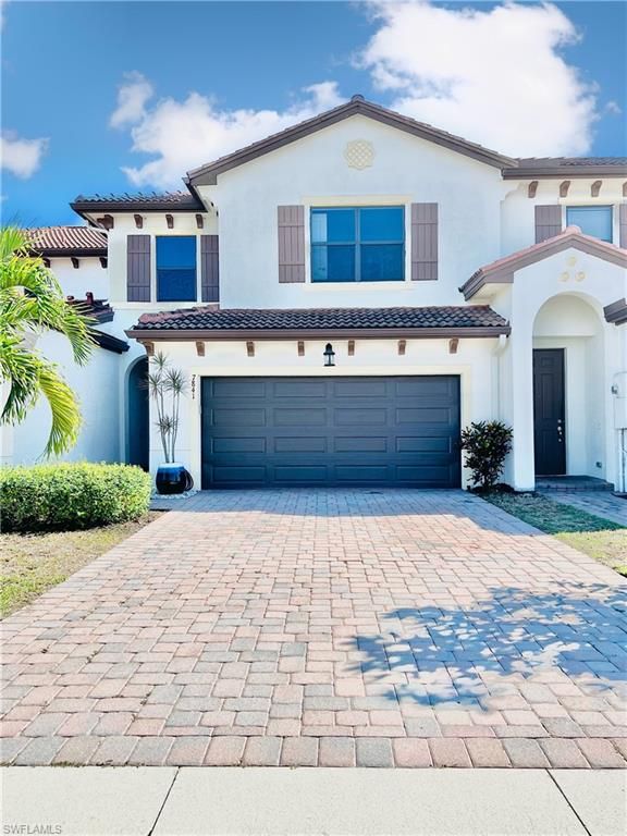 7841 Bristol CIR, Naples, FL 34120