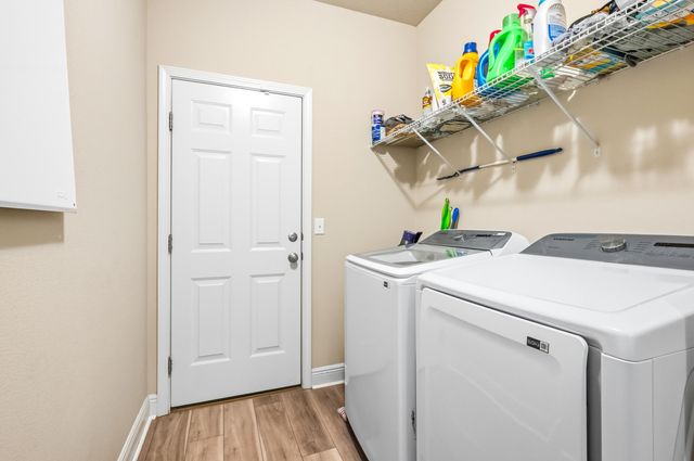 41 Dickens Drive, Freeport, FL 32439