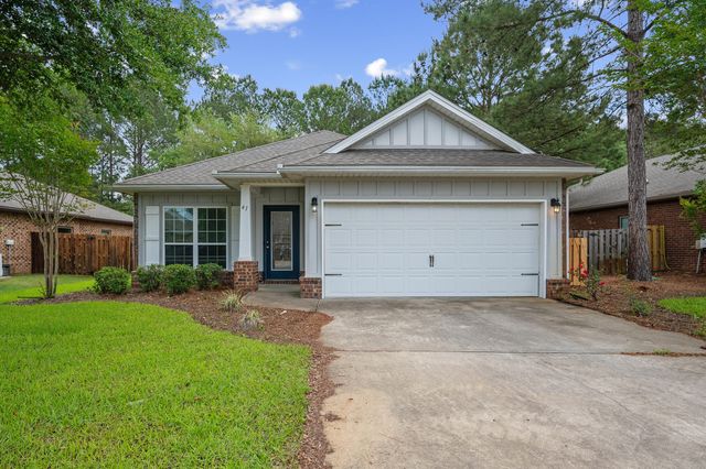 41 Dickens Drive, Freeport, FL 32439