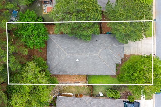 41 Dickens Drive, Freeport, FL 32439
