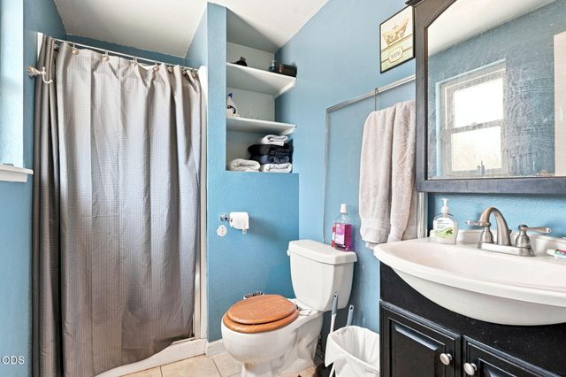 2552 Brookside Drive, Medford, OR 97504