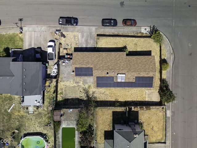 2552 Brookside Drive, Medford, OR 97504