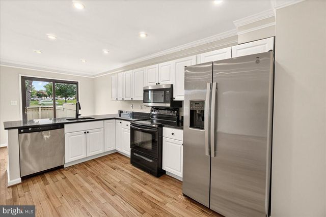 9915 RIDGELINE DR, Gaithersburg, MD 20886