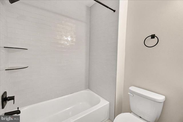 9915 RIDGELINE DR, Gaithersburg, MD 20886