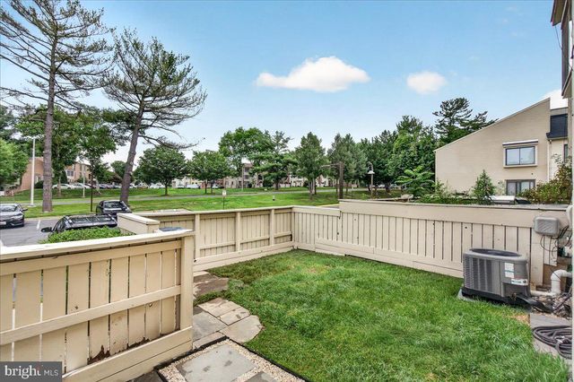 9915 RIDGELINE DR, Gaithersburg, MD 20886