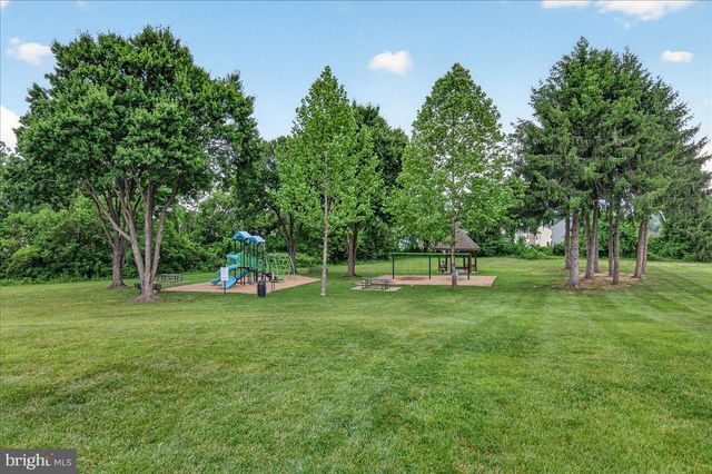 9915 RIDGELINE DR, Gaithersburg, MD 20886