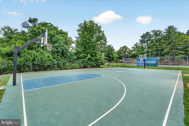 9915 RIDGELINE DR, Gaithersburg, MD 20886