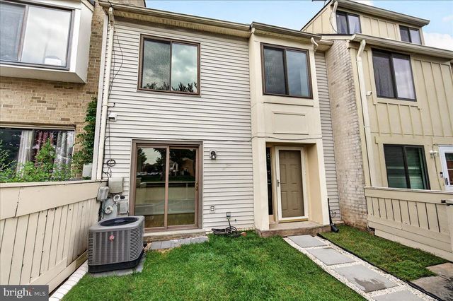 9915 RIDGELINE DR, Gaithersburg, MD 20886