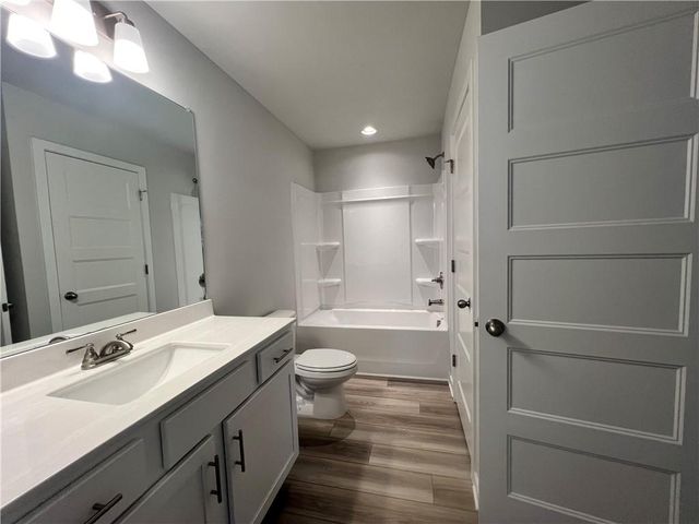 150 Rose Lake Court, Hoschton, GA 30548