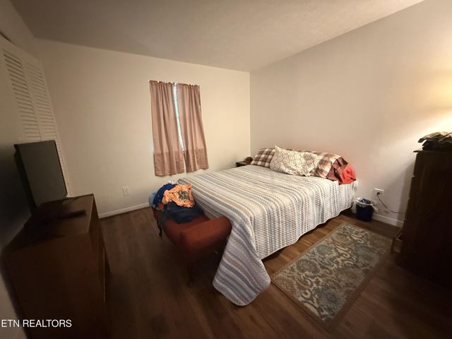 549 Yellow Cliff Estates Rd, Jamestown, TN 38556
