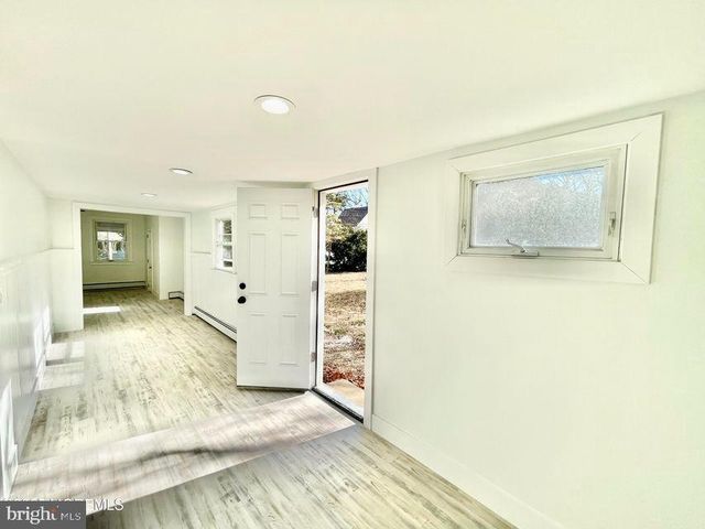 113 JAYNES AVENUE, Island Heights, NJ 08732