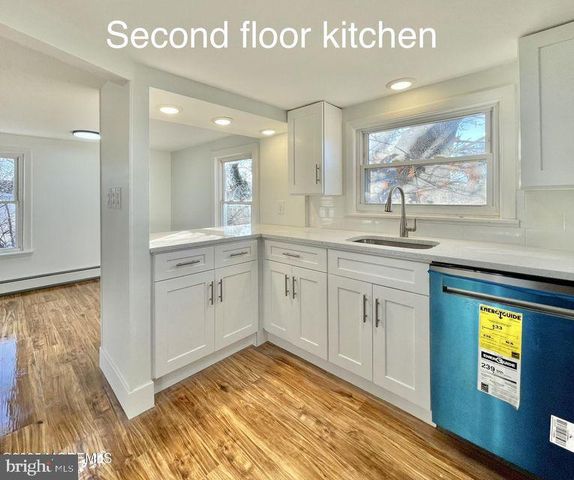 113 JAYNES AVENUE, Island Heights, NJ 08732