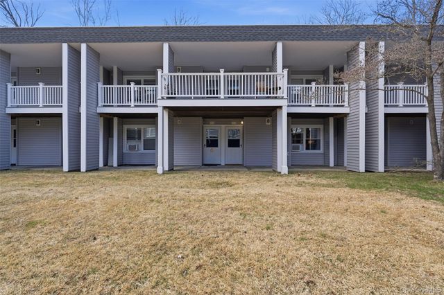 10 Wild Oaks Road 103, Goldens Bridge, NY 10526